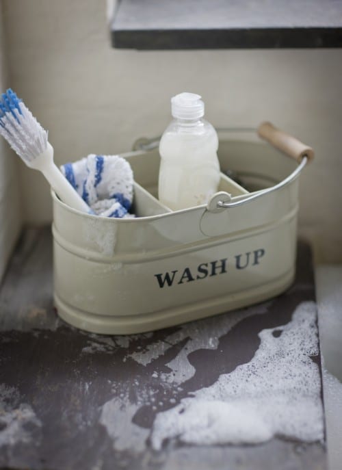 washing up bucket